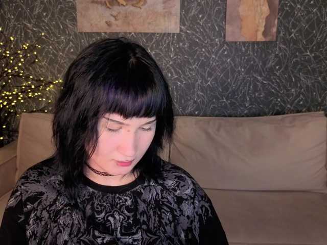 Ekimmj-age live cam on BongaCams