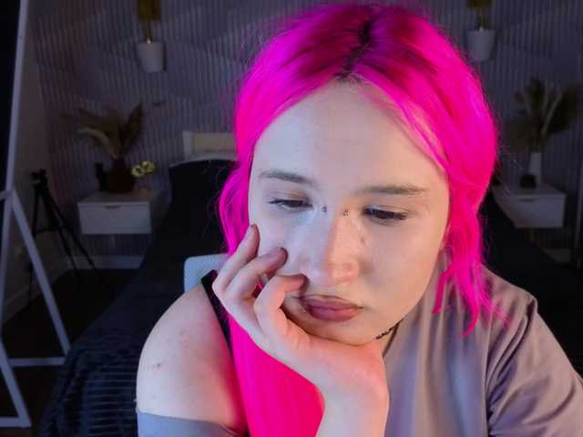 Ekimmj-age live cam on BongaCams