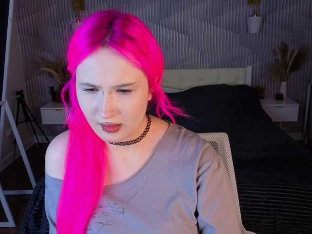 Ekimmj-age live cam on BongaCams