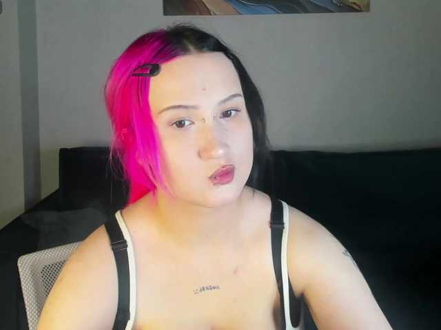 Ekimmj-age live cam on BongaCams