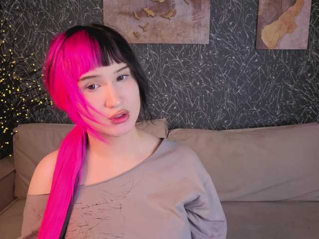 Ekimmj-age live cam on BongaCams