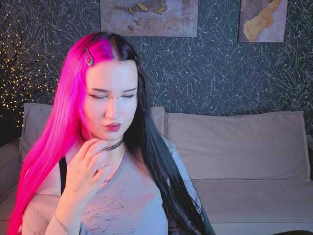 Ekimmj-age live cam on BongaCams