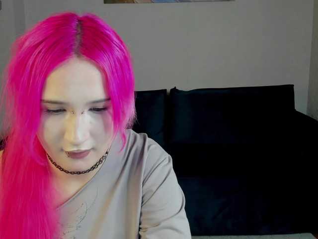 Ekimmj-age live cam on BongaCams
