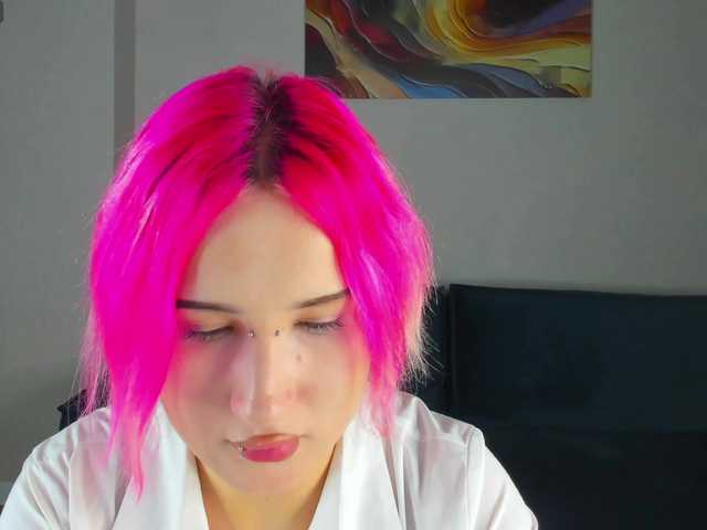 Ekimmj-age live cam on BongaCams