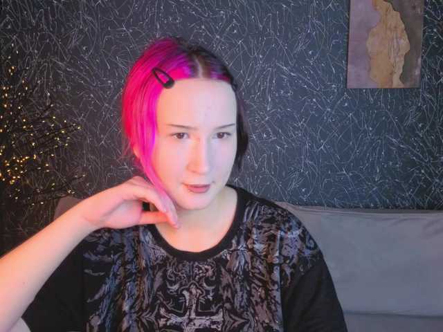 Ekimmj-age live cam on BongaCams