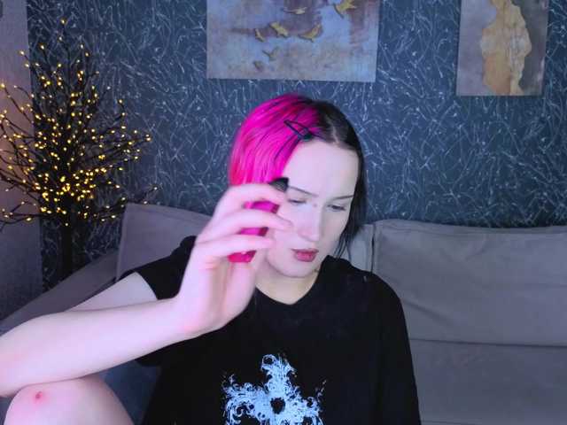 Ekimmj-age live cam on BongaCams