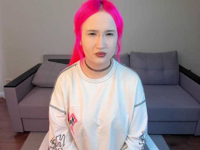 Ekimmj-age live cam on BongaCams