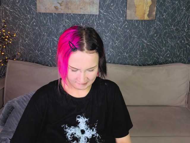 Ekimmj-age live cam on BongaCams