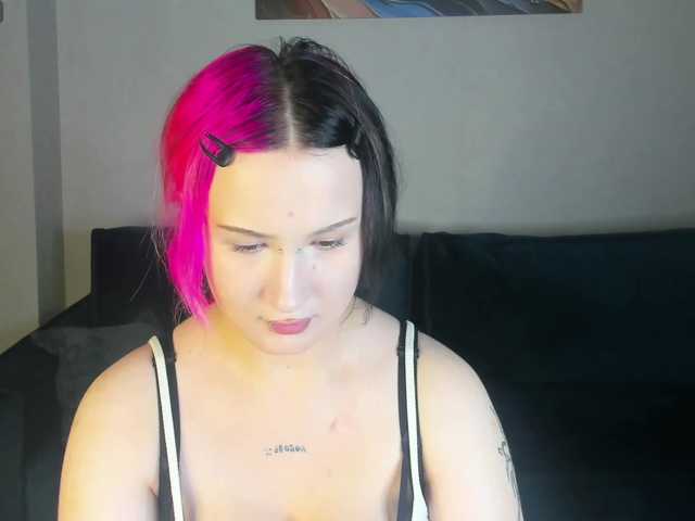 Ekimmj-age live cam on BongaCams
