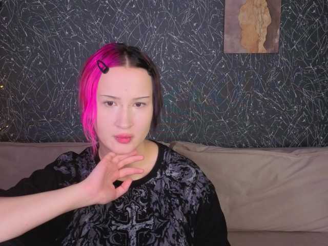 Ekimmj-age live cam on BongaCams