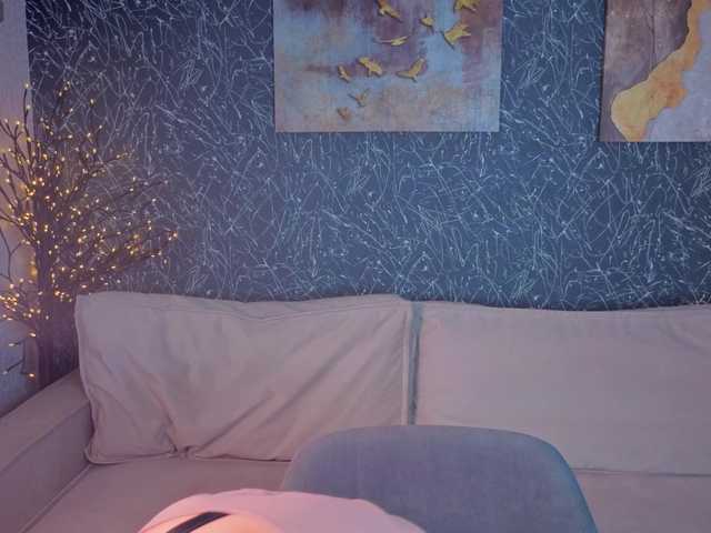 Ekimmj-age live cam on BongaCams