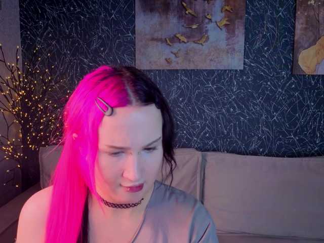 Ekimmj-age live cam on BongaCams
