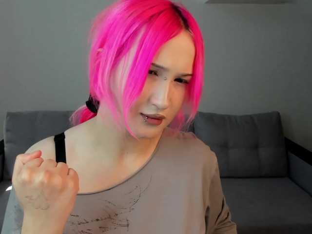 Ekimmj-age live cam on BongaCams