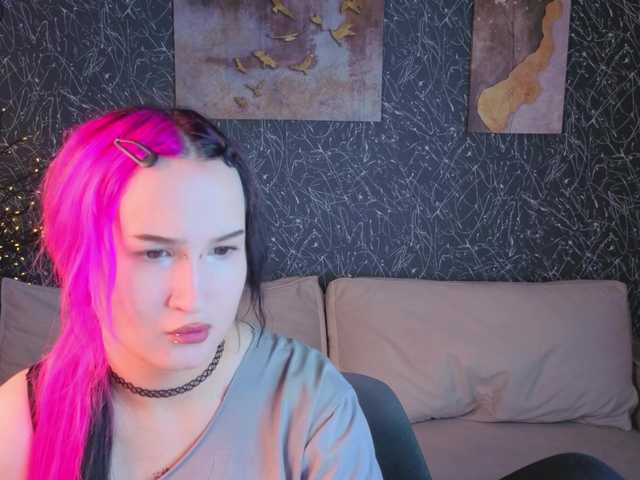 Ekimmj-age live cam on BongaCams
