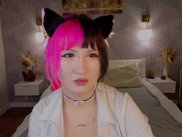 Ekimmj-age live cam on BongaCams