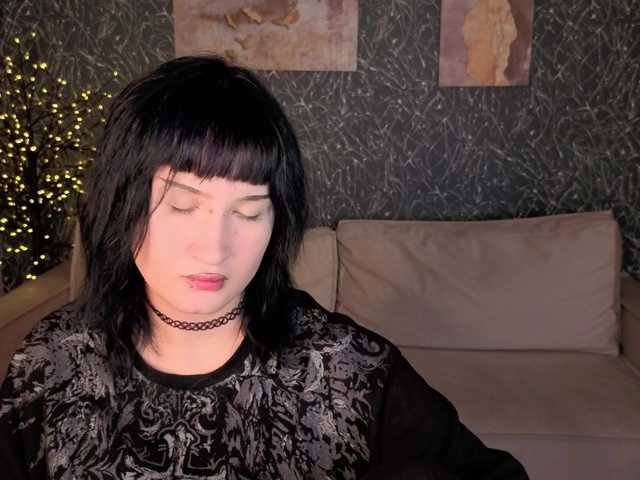 Ekimmj-age live cam