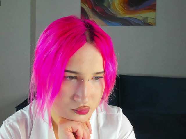 Ekimmj-age live cam on BongaCams