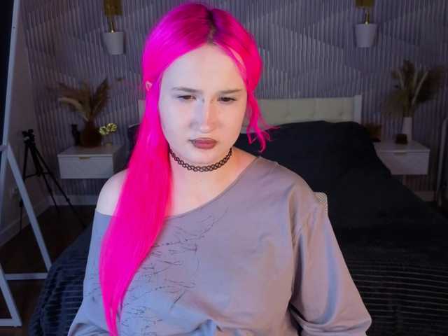 Ekimmj-age live cam on BongaCams
