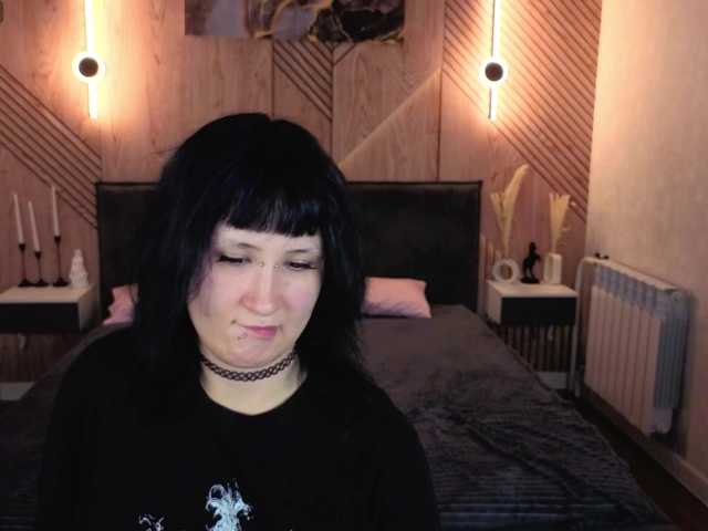 Ekimmj-age live cam on BongaCams