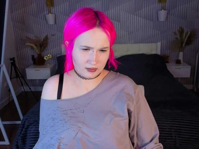 Ekimmj-age live cam on BongaCams