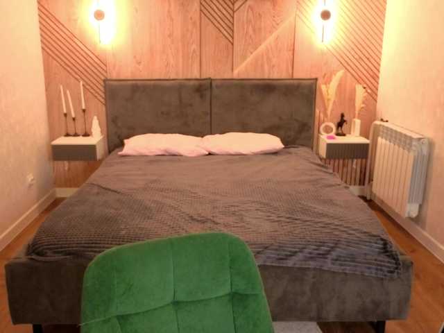 Ekimmj-age live cam on BongaCams