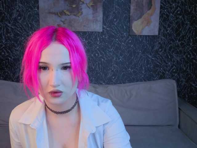 Sex chat gratuit in direct cu Ekimmj-age pe BongaCams