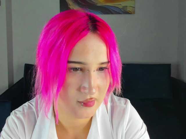 Ekimmj-age live cam on BongaCams