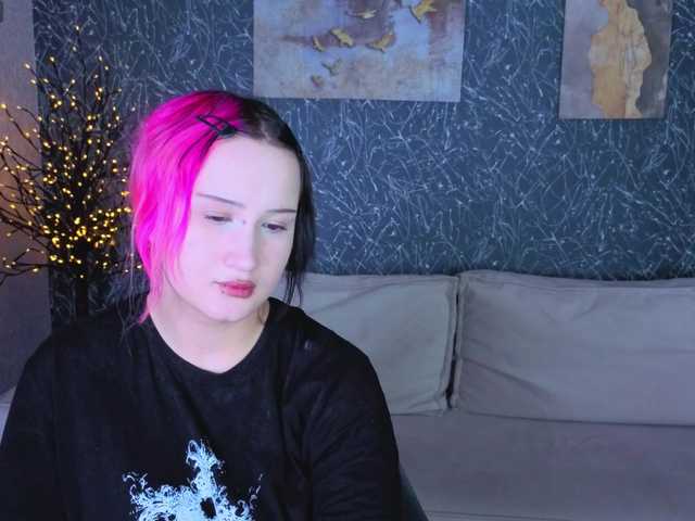 Ekimmj-age live cam on BongaCams