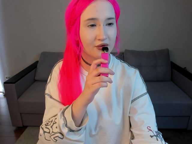 Ekimmj-age live cam on BongaCams