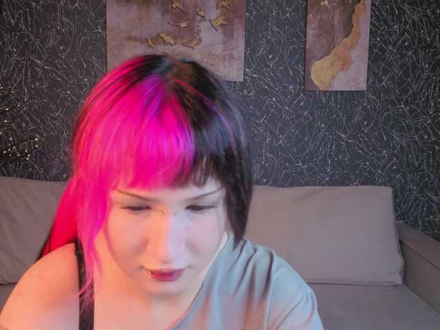Ekimmj-age live cam on BongaCams
