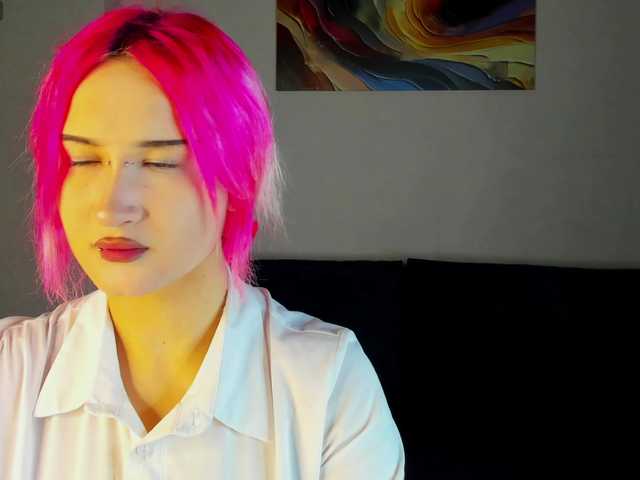 Ekimmj-age live cam on BongaCams