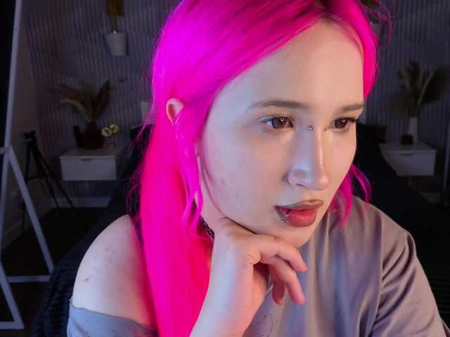 Ekimmj-age live cam on BongaCams