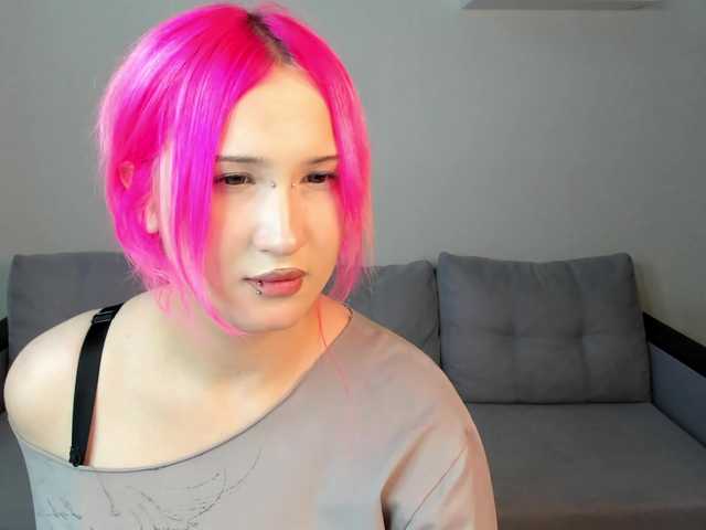 Ekimmj-age live cam on BongaCams