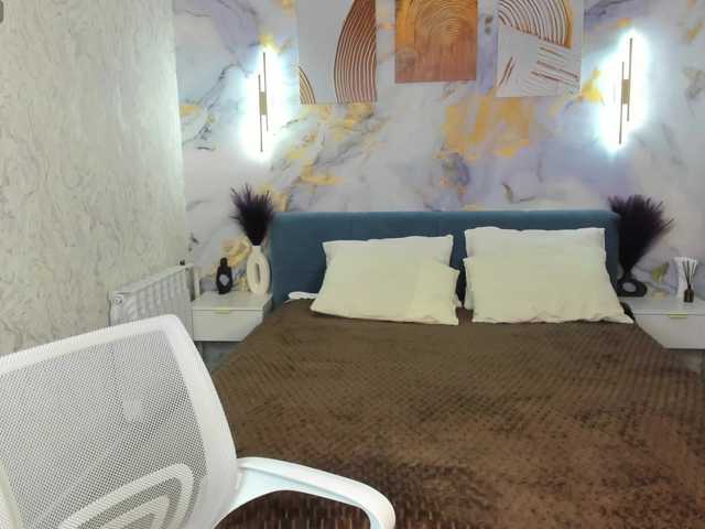 Ekimmj-age live cam on BongaCams