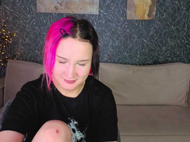 Ekimmj-age live cam on BongaCams