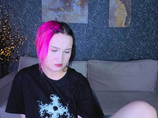 Ekimmj-age live cam on BongaCams