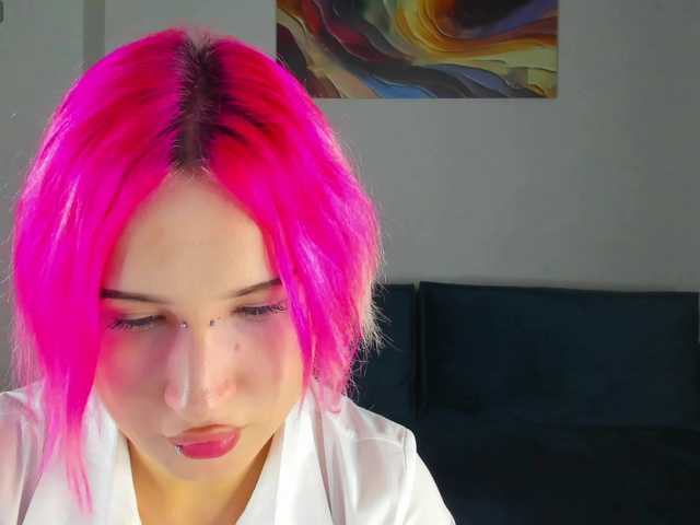 Ekimmj-age live cam on BongaCams
