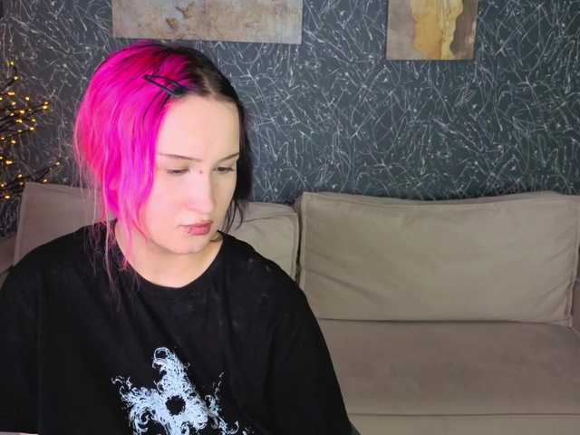 Ekimmj-age live cam on BongaCams