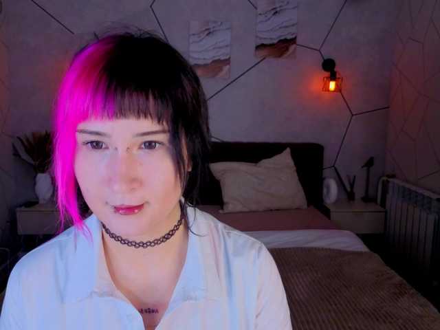 Ekimmj-age live cam on BongaCams