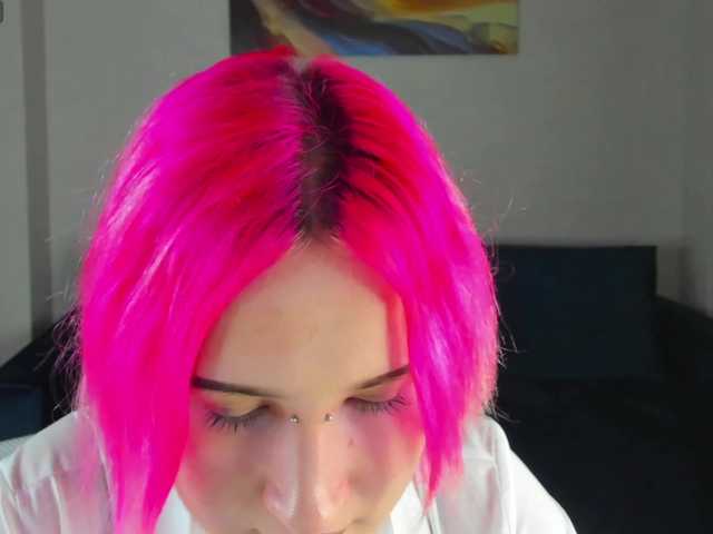 Ekimmj-age live cam on BongaCams