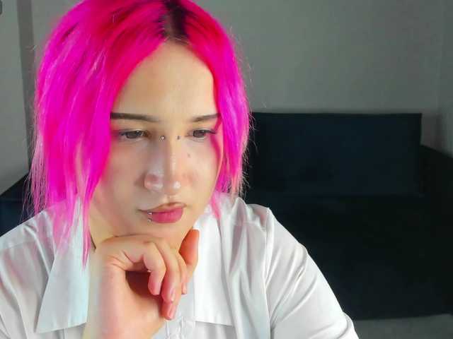 Ekimmj-age live cam on BongaCams