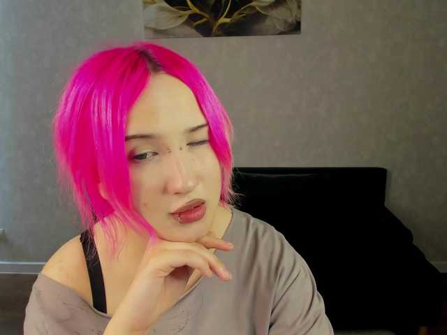 Ekimmj-age live cam on BongaCams
