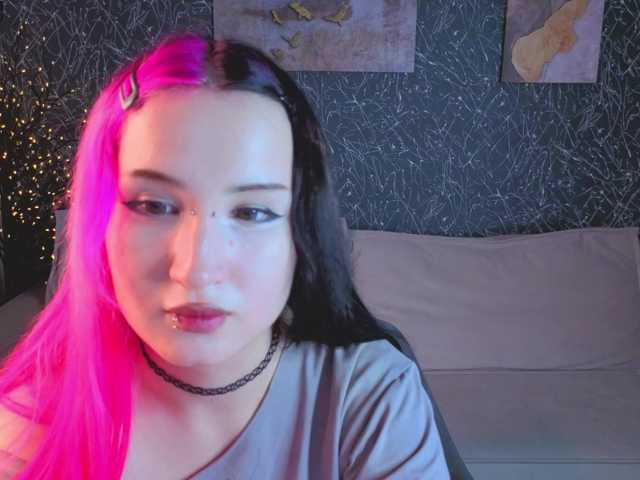 Ekimmj-age live cam on BongaCams