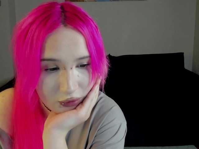 Ekimmj-age live cam on BongaCams