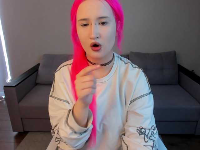 Ekimmj-age live cam on BongaCams
