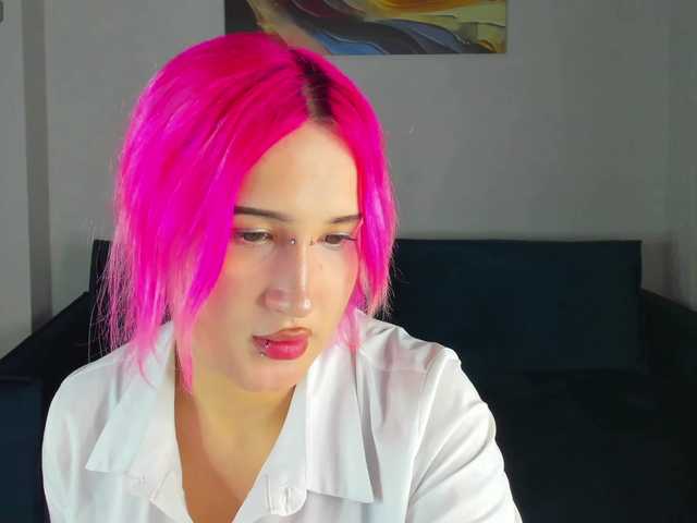 Ekimmj-age live cam on BongaCams