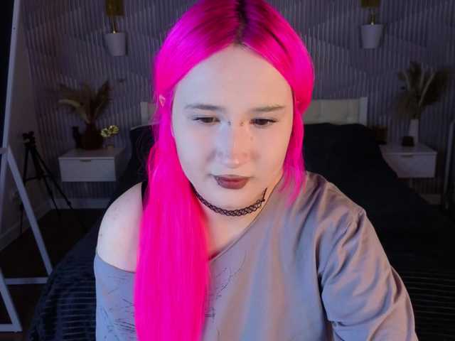 Ekimmj-age live cam