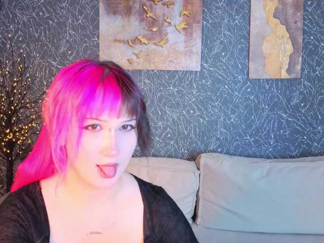 Ekimmj-age live cam on BongaCams