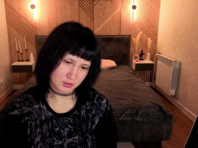 Ekimmj-age live cam on BongaCams