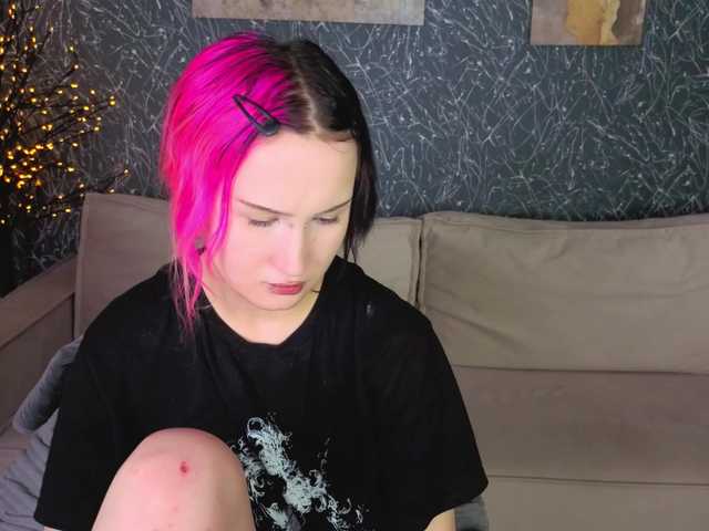 Ekimmj-age live cam on BongaCams